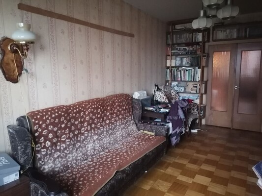 Продам трехкомнатную (3-комн.) квартиру, Осенняя ул, 22, Москва г