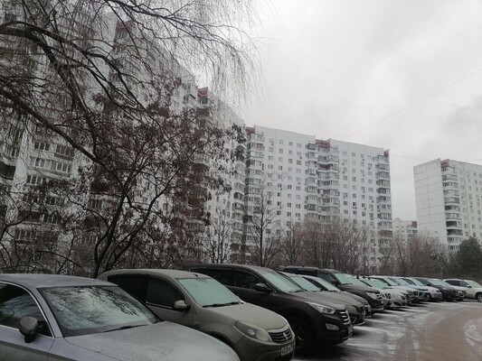 Продам трехкомнатную (3-комн.) квартиру, Осенняя ул, 22, Москва г