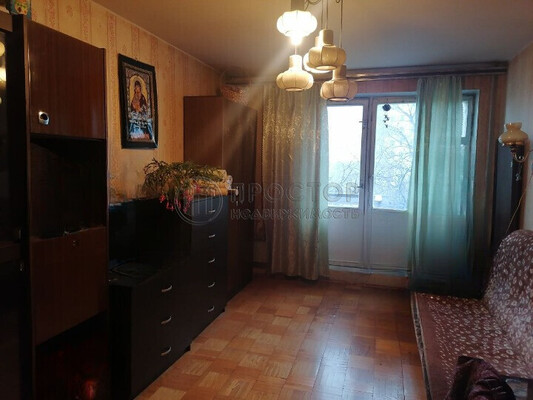 Продам трехкомнатную (3-комн.) квартиру, Осенняя ул, 22, Москва г