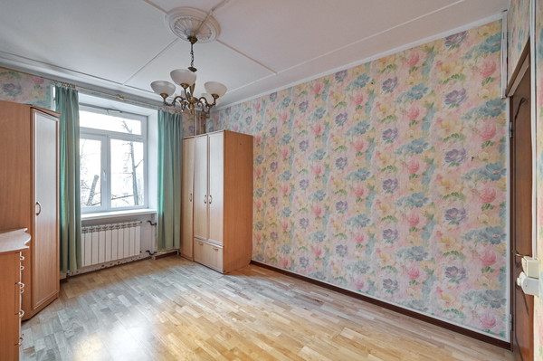Продам двухкомнатную (2-комн.) квартиру, Маршала Бирюзова ул, 18, Москва г