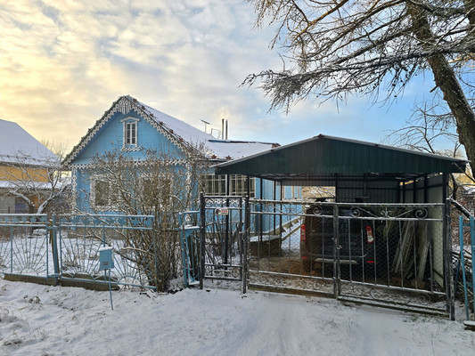 Продам дом, Южная ул, 11, Ульяновка гп, 0 км от города