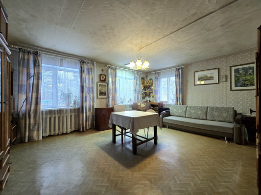 Продам дом, Южная ул, 11, Ульяновка гп, 0 км от города