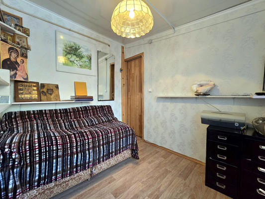 Продам дом, Южная ул, 11, Ульяновка гп, 0 км от города