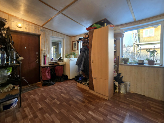 Продам дом, Южная ул, 11, Ульяновка гп, 0 км от города