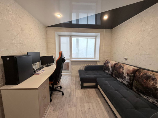 Продам комнату в 6-комн. квартире, Кавалерийская ул, 5, Пермь г