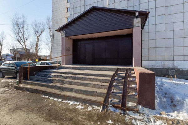 Продам двухкомнатную (2-комн.) квартиру, 9 Января ул, 4, Тюмень г