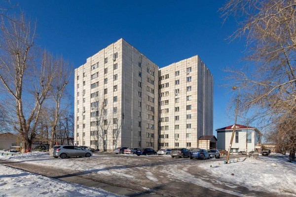 Продам двухкомнатную (2-комн.) квартиру, 9 Января ул, 4, Тюмень г