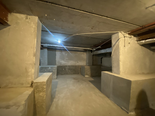 Продам коммерческое помещение 106 м2, Октябрьский 2-й проезд, 2, Калининград г