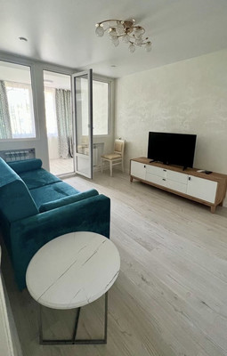 Сдам двухкомнатную (2-комн.) квартиру, Воровского (Центральный р-н) ул, 34, Сочи г