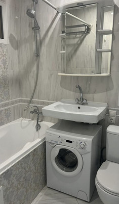 Сдам двухкомнатную (2-комн.) квартиру, Воровского (Центральный р-н) ул, 34, Сочи г