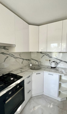 Сдам двухкомнатную (2-комн.) квартиру, Воровского (Центральный р-н) ул, 34, Сочи г