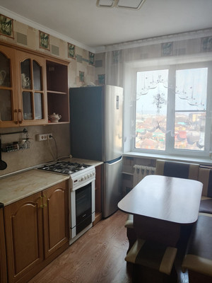 Сдам двухкомнатную (2-комн.) квартиру, Новороссийская ул, 44, Армавир г