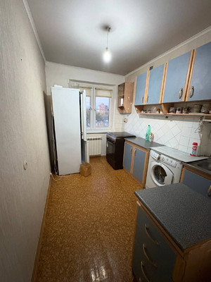 Продам трехкомнатную (3-комн.) квартиру, Коммунистический пр-кт, 34к1, Ростов-на-Дону г