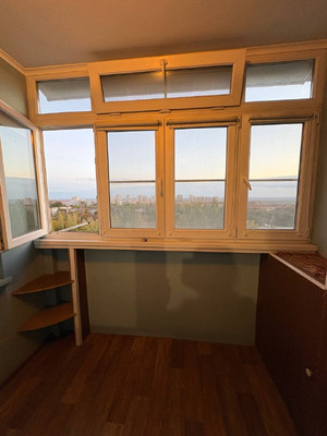 Продам трехкомнатную (3-комн.) квартиру, Коммунистический пр-кт, 34к1, Ростов-на-Дону г