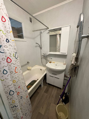 Продам трехкомнатную (3-комн.) квартиру, Коммунистический пр-кт, 34к1, Ростов-на-Дону г