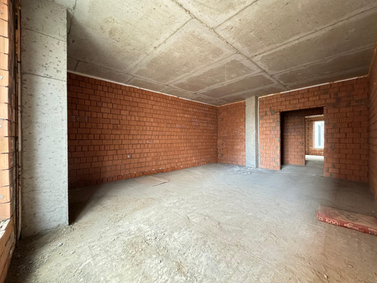 Продам трехкомнатную (3-комн.) квартиру, Тлостанова ул, 32кД1, Нальчик г