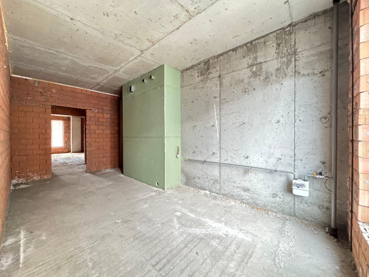 Продам трехкомнатную (3-комн.) квартиру, Тлостанова ул, 32кД1, Нальчик г