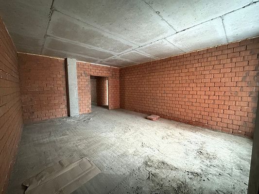 Продам трехкомнатную (3-комн.) квартиру, Тлостанова ул, 32кД1, Нальчик г