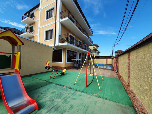 Продам однокомнатную (1-комн.) квартиру, Лазурная ул, 11, Витязево с