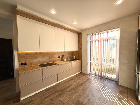 Продам дом, Ежевичная ул, 11, Краснолесье с, 0 км от города