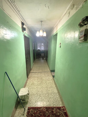 Продам комнату в 5-комн. квартире, Льва Шатрова ул, 1, Пермь г