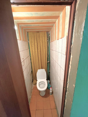 Продам комнату в 5-комн. квартире, Льва Шатрова ул, 1, Пермь г