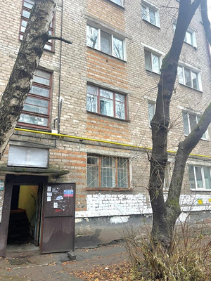 Продам комнату в 5-комн. квартире, Льва Шатрова ул, 1, Пермь г