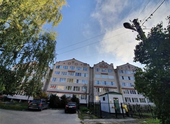 Продам многокомнатную квартиру, Герасименко-Маницына ул, 24к1, Великий Новгород г
