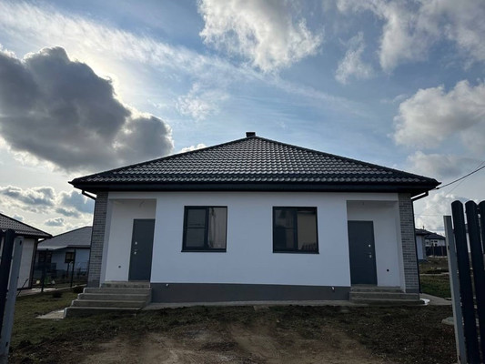 Продам дом, Сосновая ул, Раевская ст-ца, 0 км от города