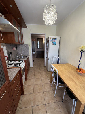 Продам многокомнатную квартиру, 40 лет Победы ул, 1, Ишим г