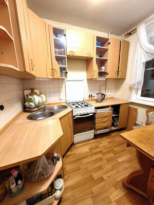 Продам двухкомнатную (2-комн.) квартиру, Профсоюзная ул, 79, Москва г