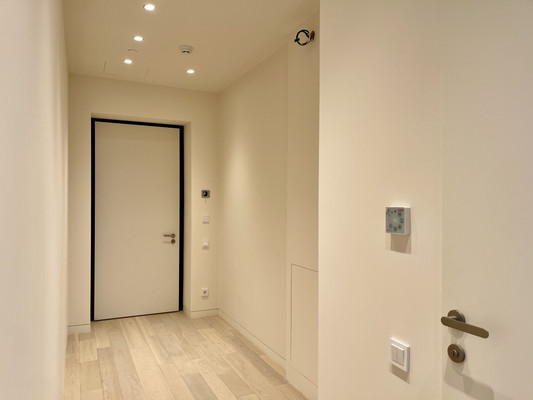 Продам трехкомнатную (3-комн.) квартиру, Краснопресненская наб, 14Ак3, Москва г