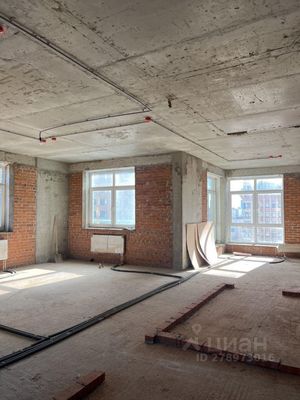 Продам многокомнатную квартиру, Авиационная ул, 77к2, Москва г