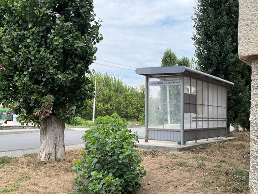 Продам трехкомнатную (3-комн.) квартиру, Салгирная ул, 23, Белоглинка с