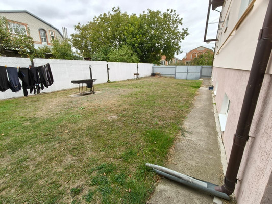 Продам двухкомнатную (2-комн.) квартиру, Северная ул, 88, Кропоткин г