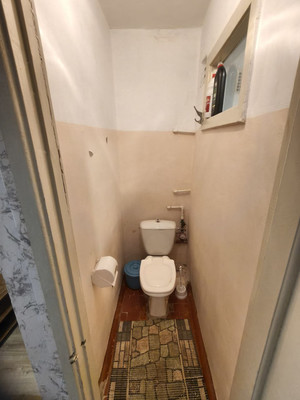 Продам трехкомнатную (3-комн.) квартиру, Черноморская ул, 81, Кропоткин г