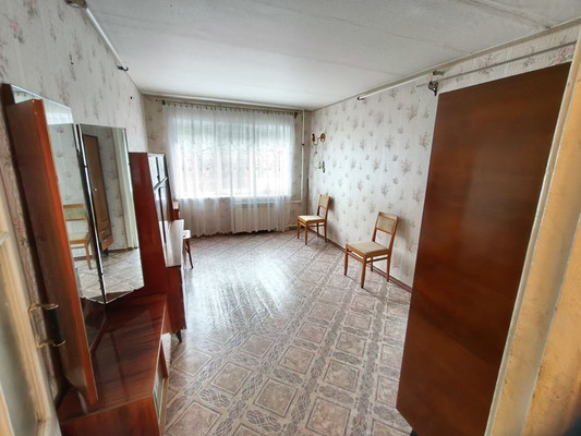 Продам двухкомнатную (2-комн.) квартиру, Черноморская ул, 81, Кропоткин г