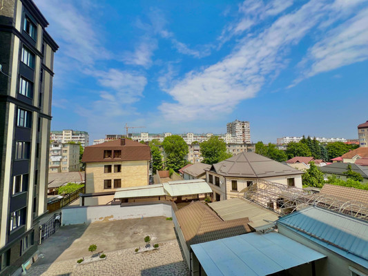 Продам двухкомнатную (2-комн.) квартиру, Кабардинская ул, 75, Нальчик г