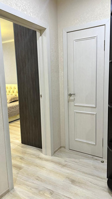 Продам двухкомнатную (2-комн.) квартиру, Октябрьская ул, 8ак1, Тихорецк г