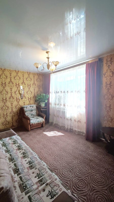 Продам двухкомнатную (2-комн.) квартиру, Советская ул, 12, Кубанский п