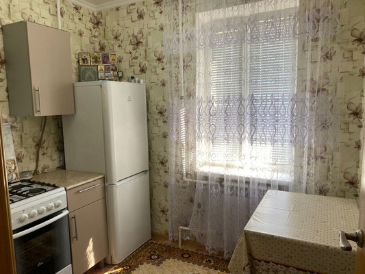 Продам однокомнатную (1-комн.) квартиру, Подвойского ул, 121, Тихорецк г