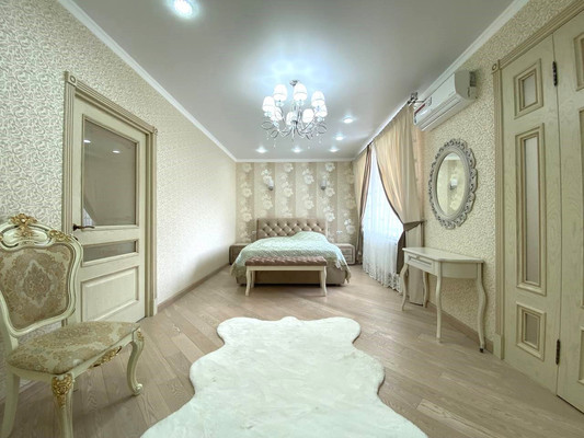 Продам трехкомнатную (3-комн.) квартиру, Передовая ул, 201, Тихорецк г