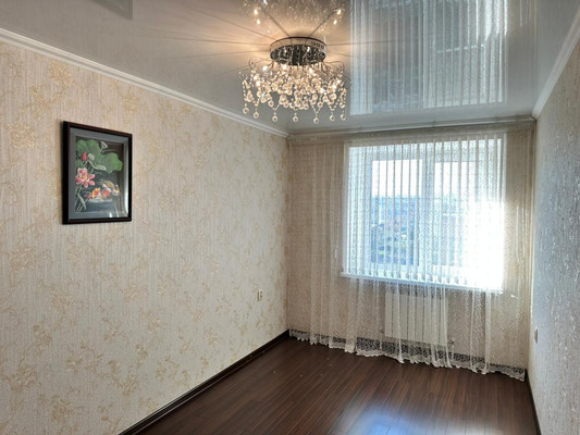 Продам трехкомнатную (3-комн.) квартиру, Октябрьская ул, 97а, Тихорецк г