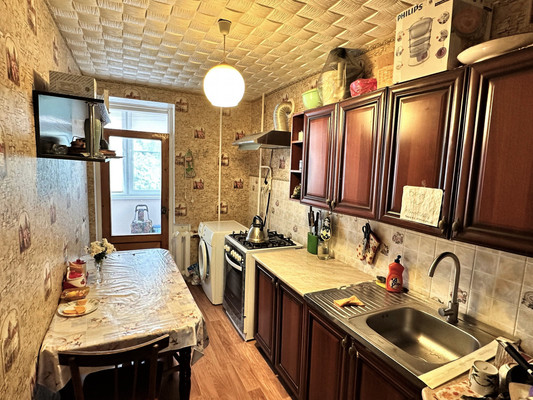 Продам многокомнатную квартиру, Подвойского ул, 133ка, Тихорецк г