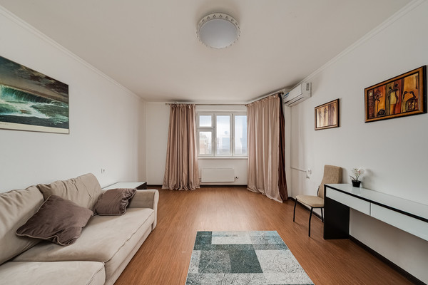 Продам однокомнатную (1-комн.) квартиру, Московская ул, 14к2, Пенино д