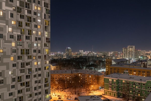 Продам трехкомнатную (3-комн.) квартиру, Революции ул, 48б, Пермь г