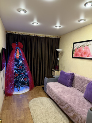 Продам двухкомнатную (2-комн.) квартиру, Баумана ул, 2, Мурманск г