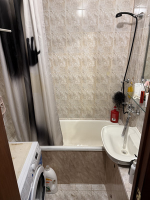 Продам двухкомнатную (2-комн.) квартиру, Баумана ул, 2, Мурманск г