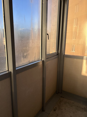 Продам трехкомнатную (3-комн.) квартиру, Охтинская аллея, 8, Мурино п