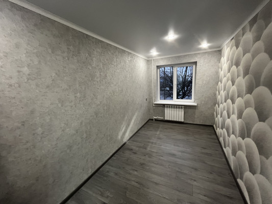 Продам трехкомнатную (3-комн.) квартиру, Т.Идарова ул, 214, Нальчик г